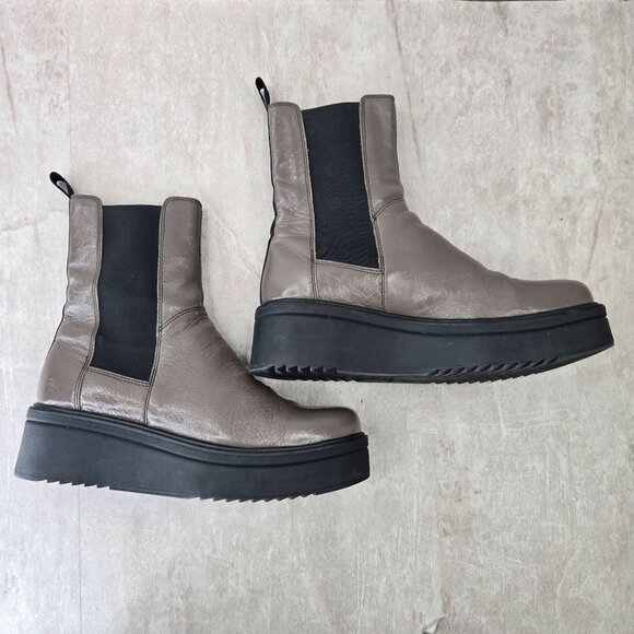 Vagabond Tara Platform Chelsea Boots 10 Gray Patent Leather Y2k Chunky Booties - Picture 5 of 12